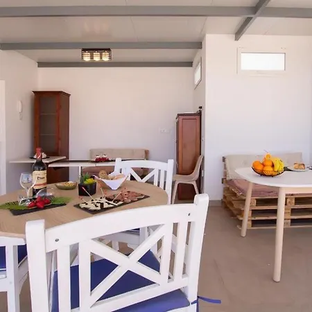 Casa Sunshine Paradise Дом отдыха Весиндарио